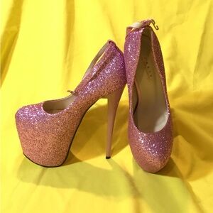 Lianglixianfu Sparkly Pink Platform Heels Size 38 US SZ 7
